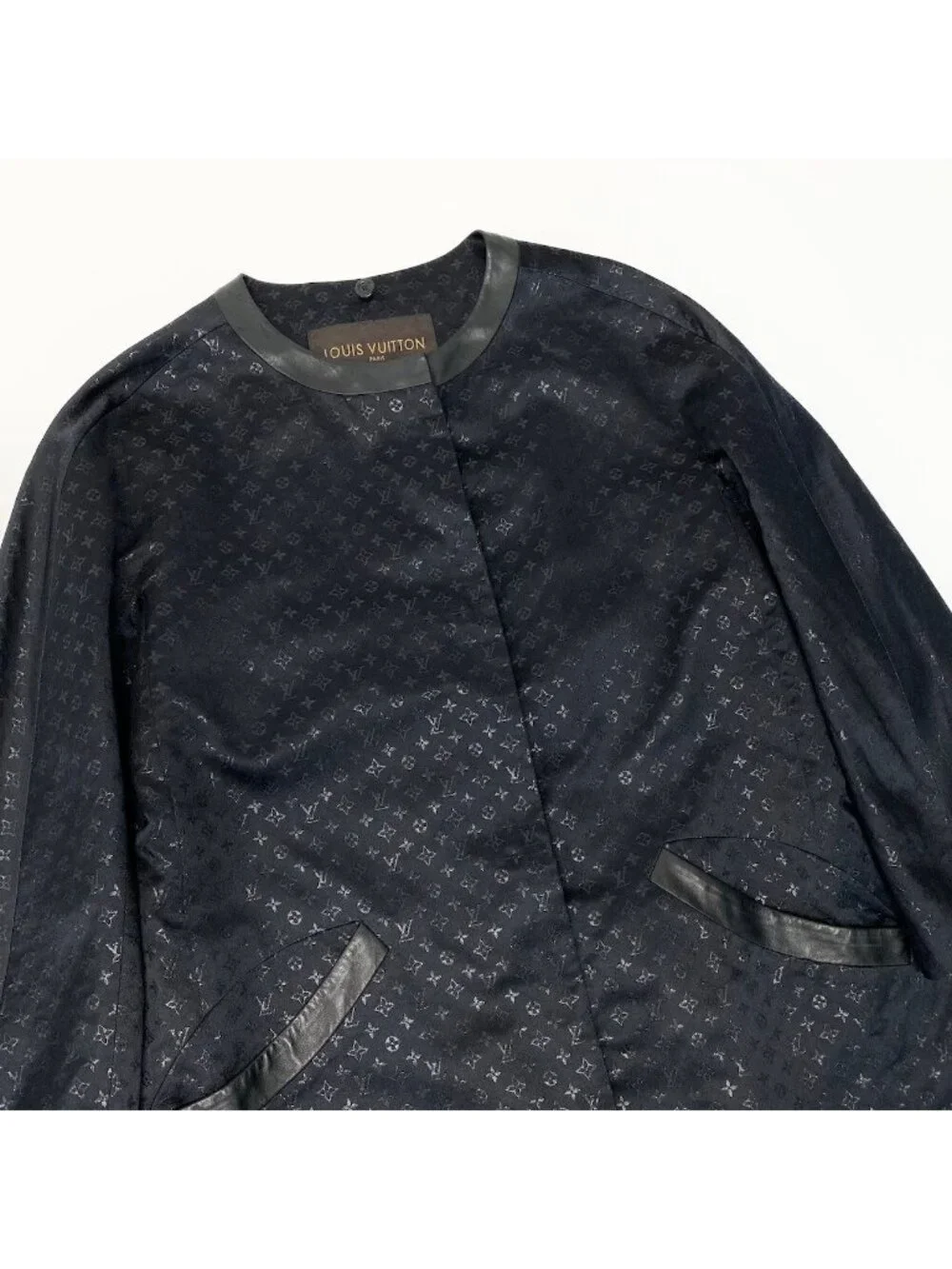 Louis Vuitton @I Monogram Long Coat Collarless Silk